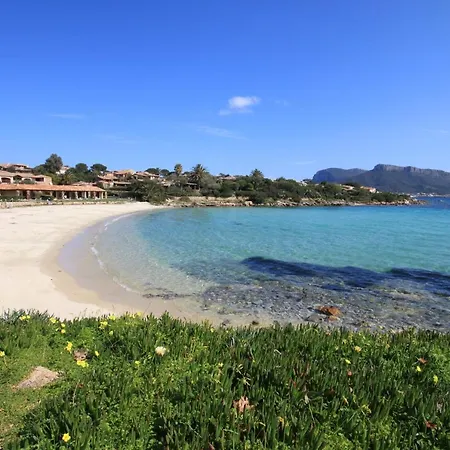 Le Case Del Golfo - Your House In Sardinia Golfo Aranci Exterior photo