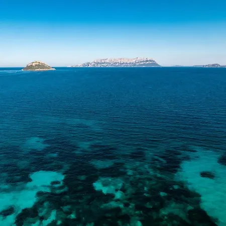 Le Case Del Golfo - Your House In Sardinia Golfo Aranci Exterior photo